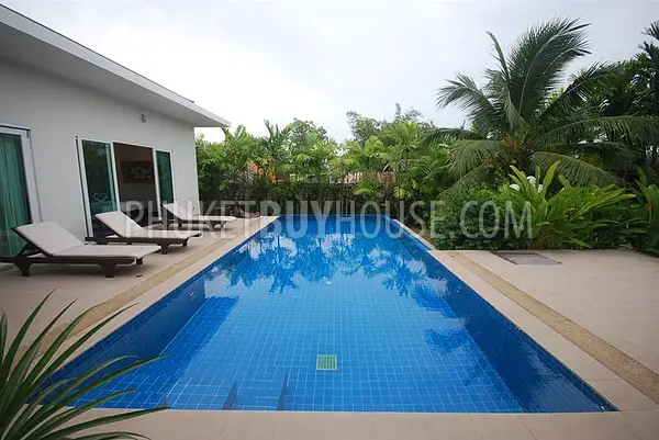 PHU1484: 3 Bedroom Luxury Pool Villa in Ko Kaeo behind The Boat Lagoon. Photo #5