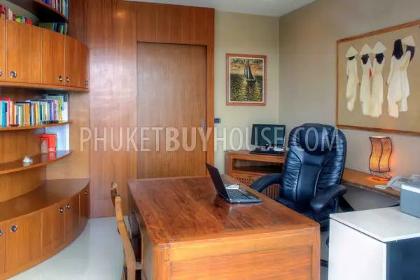 CHA1251: Modern 6-Bedroom Seaview Villa on Chalong Hill. Photo #16