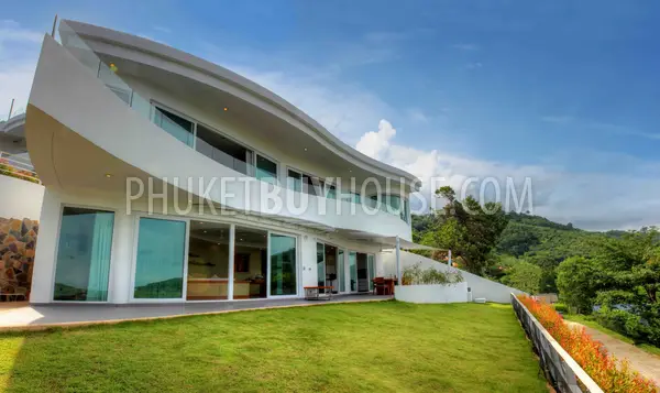 CHA1251: Modern 6-Bedroom Seaview Villa on Chalong Hill. Photo #18