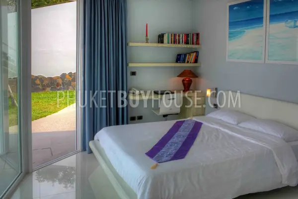 CHA1251: Modern 6-Bedroom Seaview Villa on Chalong Hill. Photo #24