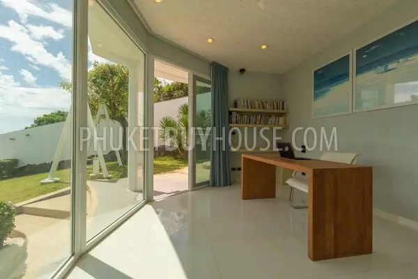 CHA1251: Modern 6-Bedroom Seaview Villa on Chalong Hill. Photo #26