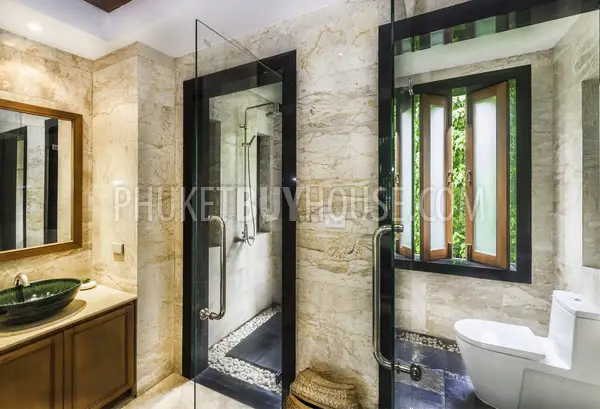 SUR1293: Luxury Three Bedroom Villa in Surin. Photo #14