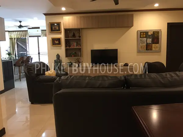 PAT5722: Exclusive 2-Bedroom Apartment in Heart of Patong. Photo #4
