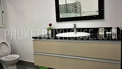 PAT5722: Exclusive 2-Bedroom Apartment in Heart of Patong. Photo #11