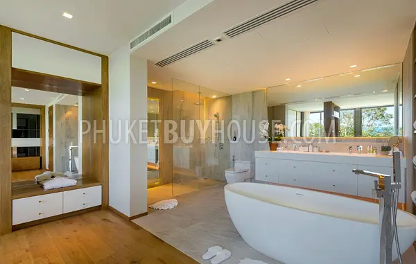 PAT3784: Sea View Apartment at Luxury Condominium in Patong. Photo #6