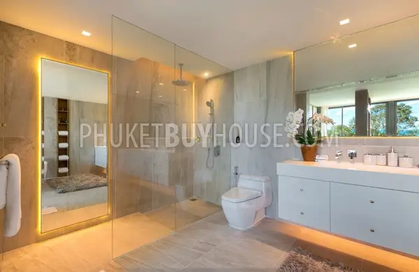 PAT3784: Sea View Apartment at Luxury Condominium in Patong. Photo #10