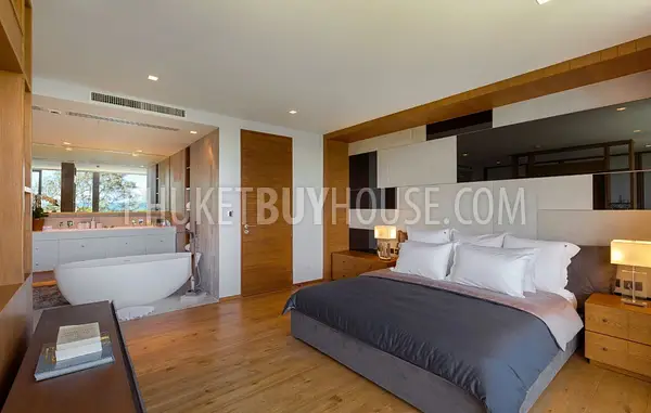 PAT3784: Sea View Apartment at Luxury Condominium in Patong. Photo #5