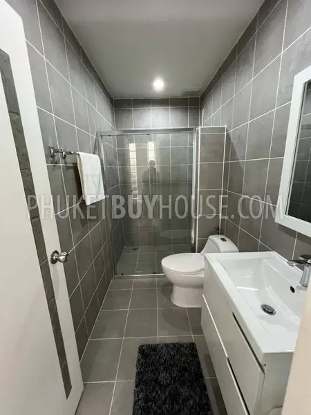 PAT22432: Centrally Located 2-Bedroom, 2-Bathroom Condominium in Patong For Sale. 照片 #11