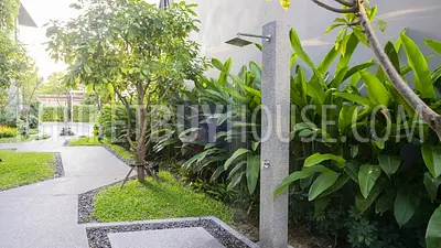 BAN22434: Grand Three-Bedroom Pool Terrace Apartment with Direct Pool Access For Sale . Fotoğraf #23
