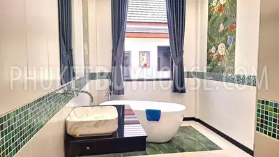 TAL22421: Beautiful Pool Villa in Thalang For Sale. Fotoğraf #10