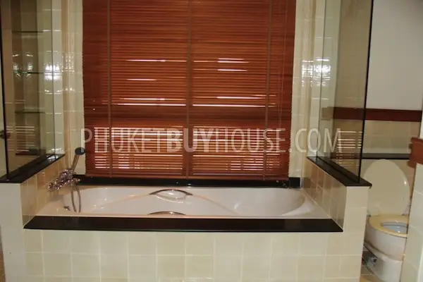 BAN1536: 4 Bedroom Townhouse with overlooking the Laguna golf course. Photo #1