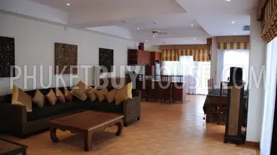 BAN1536: 4 Bedroom Townhouse with overlooking the Laguna golf course. Fotoğraf #7