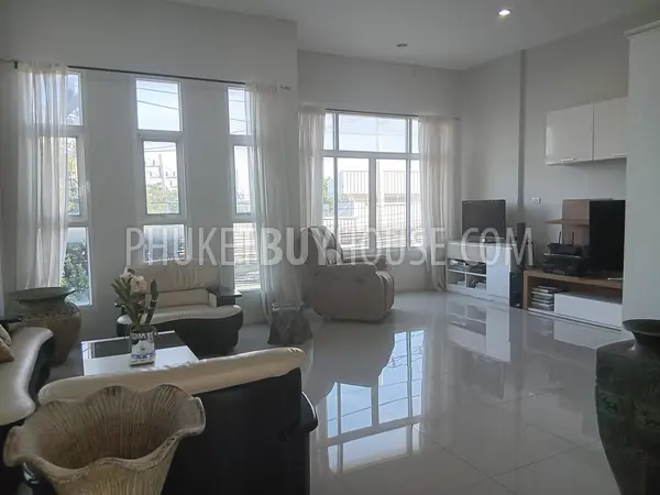 RAW22441: Three-Story Corner Shop House with Sea View in Rawai, Phuket. 照片 #37