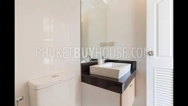 NAI7133: Apartment with 2 bedrooms close to Naiharn beach. Photo #15