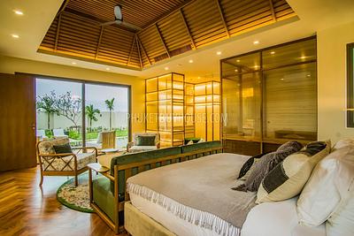 BAN7143: Four Bedroom Private Pool Villas in Bang Tao. Photo #1