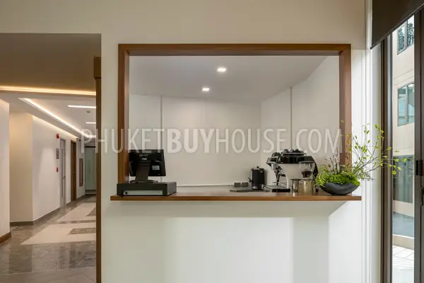 KAR22452: Charming 1-Bedroom Apartment with Mountain Views, Just Steps from Karon Beach Resale. Fotoğraf #10