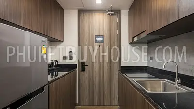 KAR22452: Charming 1-Bedroom Apartment with Mountain Views, Just Steps from Karon Beach Resale. Fotoğraf #5
