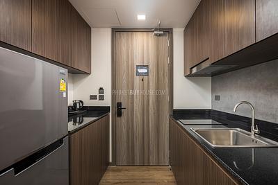 KAR22452: Charming 1-Bedroom Apartment with Mountain Views, Just Steps from Karon Beach Resale. 照片 #5