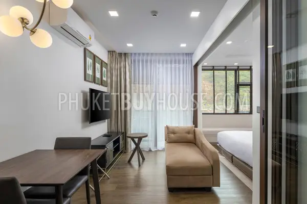 KAR22452: Charming 1-Bedroom Apartment with Mountain Views, Just Steps from Karon Beach Resale. Fotoğraf #3