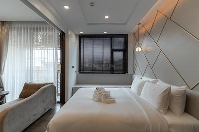KAR22452: Charming 1-Bedroom Apartment with Mountain Views, Just Steps from Karon Beach Resale. 照片 #8