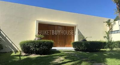LAY22456: 5-Bedroom Villa in Exclusive Location, Layan. Photo #9
