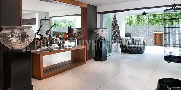 SUR7152: Luxurious 5-Bedrooms Apartment near Surin Beach. Fotoğraf #12