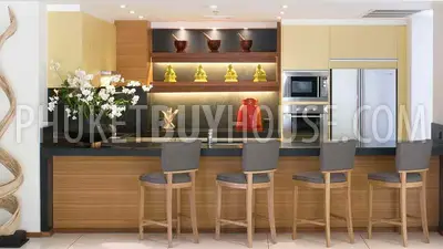 SUR7152: Luxurious 5-Bedrooms Apartment near Surin Beach. Photo #25