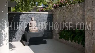 SUR7152: Luxurious 5-Bedrooms Apartment near Surin Beach. Photo #20