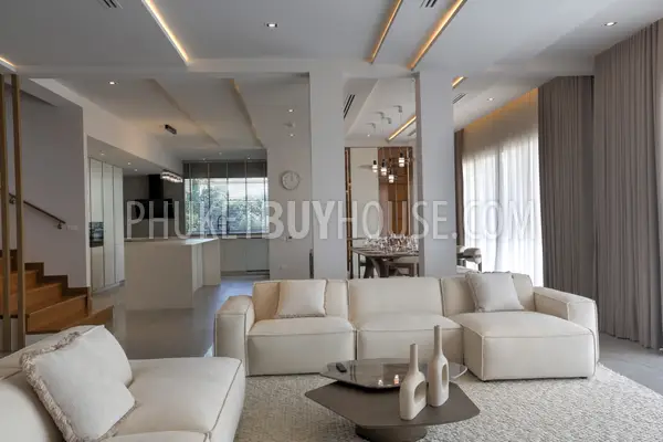 LAG22460: Exquisite Resale Villa with 4 +1 Bedrooms in Laguna – A Sanctuary of Elegance and Comfort. 照片 #31
