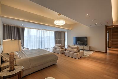 LAG22460: Exquisite Resale Villa with 4 +1 Bedrooms in Laguna – A Sanctuary of Elegance and Comfort. Photo #16