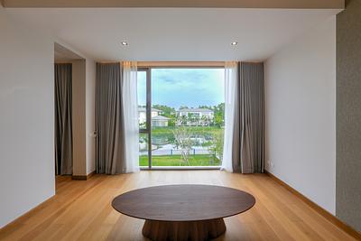 LAG22460: Exquisite Resale Villa with 4 +1 Bedrooms in Laguna – A Sanctuary of Elegance and Comfort. 照片 #23