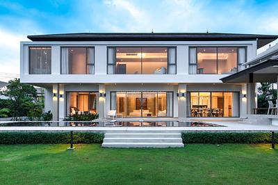 LAG22460: Exquisite Resale Villa with 4 +1 Bedrooms in Laguna – A Sanctuary of Elegance and Comfort. Photo #7