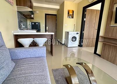 NAI22461: Stylish 36 m² Apartment Near Nai Harn Beach – 8th Floor with Balcony Resale. 照片 #13