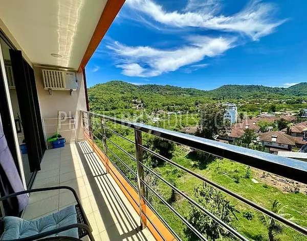 NAI22461: Stylish 36 m² Apartment Near Nai Harn Beach – 8th Floor with Balcony Resale. 照片 #17