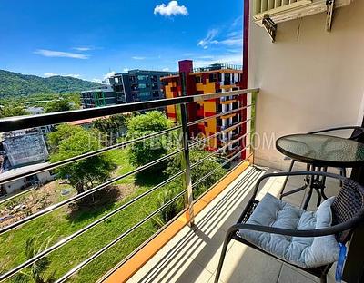 NAI22461: Stylish 36 m² Apartment Near Nai Harn Beach – 8th Floor with Balcony Resale. 照片 #3