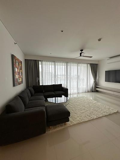 LAG22470: 3-Bedroom Freehold Condo with Scenic Sea and Lake Views – 119 Sq.m In Laguna. Photo #11