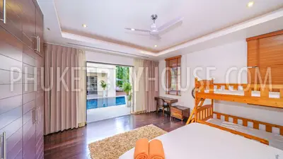 BAN5438: 4 Bedroom Villa in Five Star Residence in Bang Tao. Fotoğraf #16