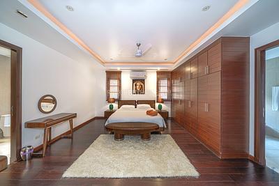 BAN5438: 4 Bedroom Villa in Five Star Residence in Bang Tao. Photo #10