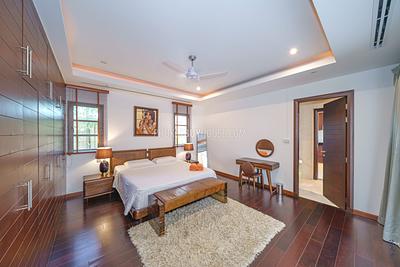 BAN5438: 4 Bedroom Villa in Five Star Residence in Bang Tao. Photo #65