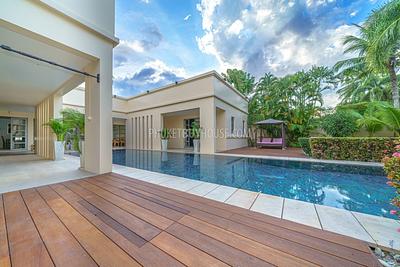 BAN5438: 4 Bedroom Villa in Five Star Residence in Bang Tao. Photo #46
