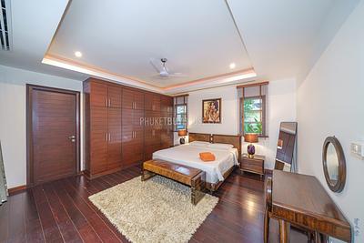 BAN5438: 4 Bedroom Villa in Five Star Residence in Bang Tao. Photo #23