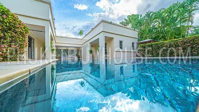 BAN5438: 4 Bedroom Villa in Five Star Residence in Bang Tao. Fotoğraf #2