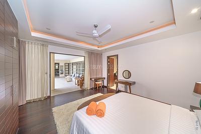 BAN5438: 4 Bedroom Villa in Five Star Residence in Bang Tao. Photo #24