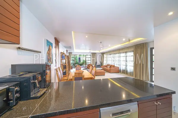 BAN5438: 4 Bedroom Villa in Five Star Residence in Bang Tao. Photo #6
