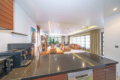 BAN5438: 4 Bedroom Villa in Five Star Residence in Bang Tao. Photo #6