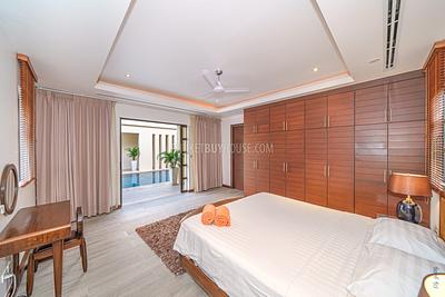 BAN5438: 4 Bedroom Villa in Five Star Residence in Bang Tao. Photo #43