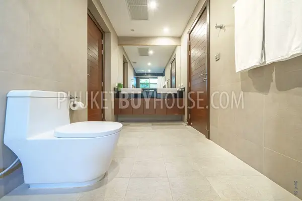 BAN5438: 4 Bedroom Villa in Five Star Residence in Bang Tao. Photo #30