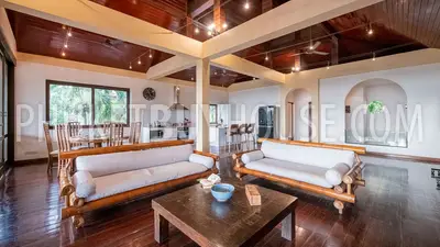 KAT7168: Villa with 5 Bedrooms and Pool in Kata. Photo #9