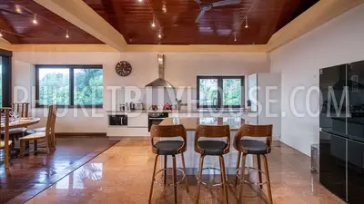 KAT7168: Villa with 5 Bedrooms and Pool in Kata. Photo #12