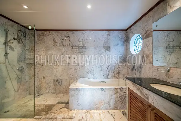KAT7168: Villa with 5 Bedrooms and Pool in Kata. Fotoğraf #5